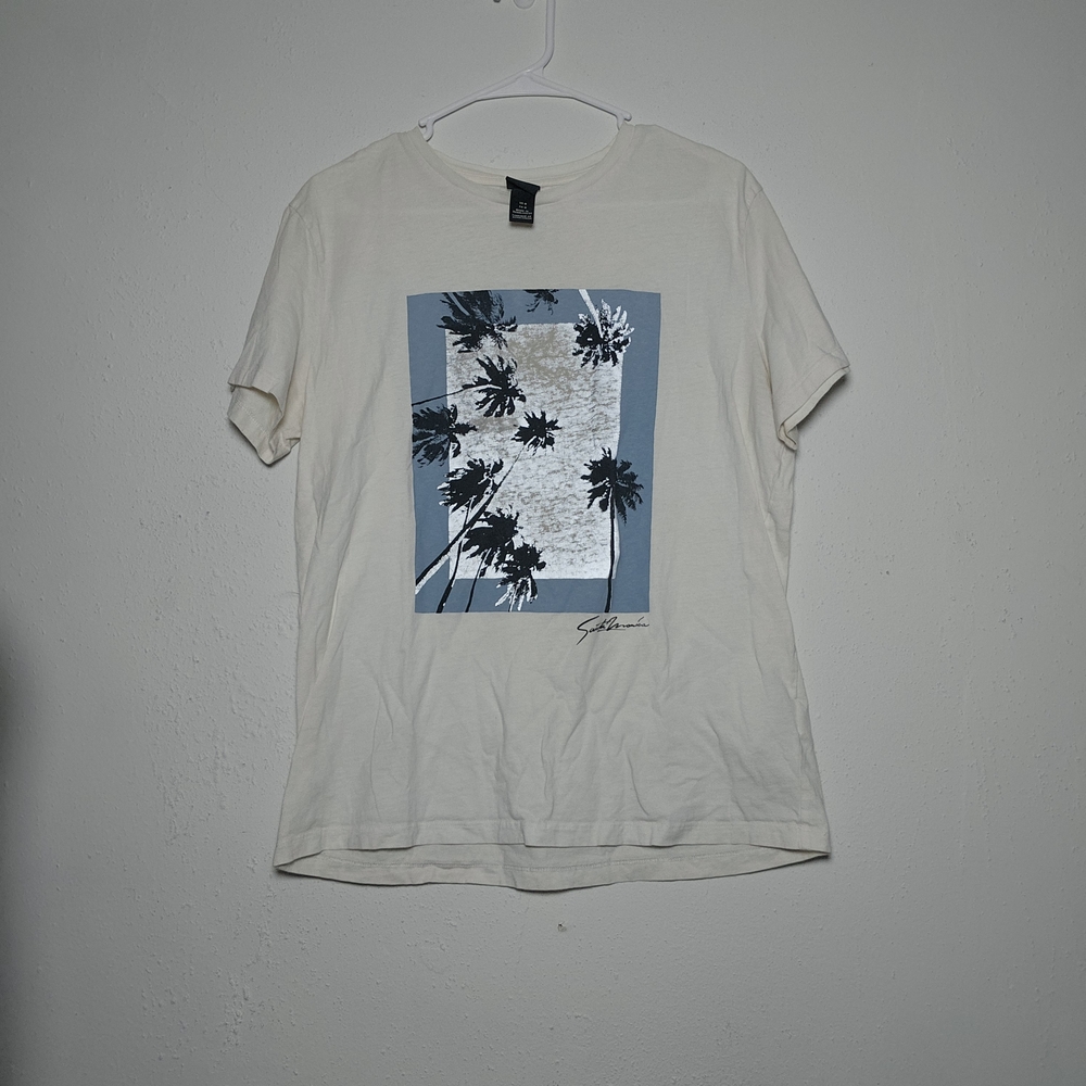 H&M Cream Tee with Blue‎ Graphic